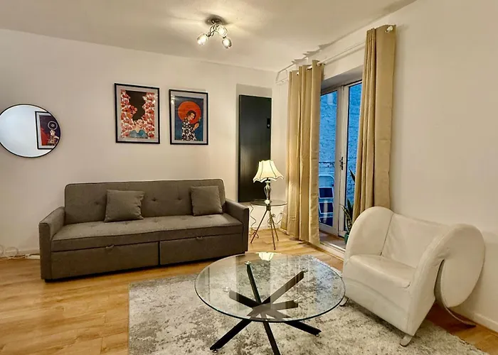 Apartment In Central Location